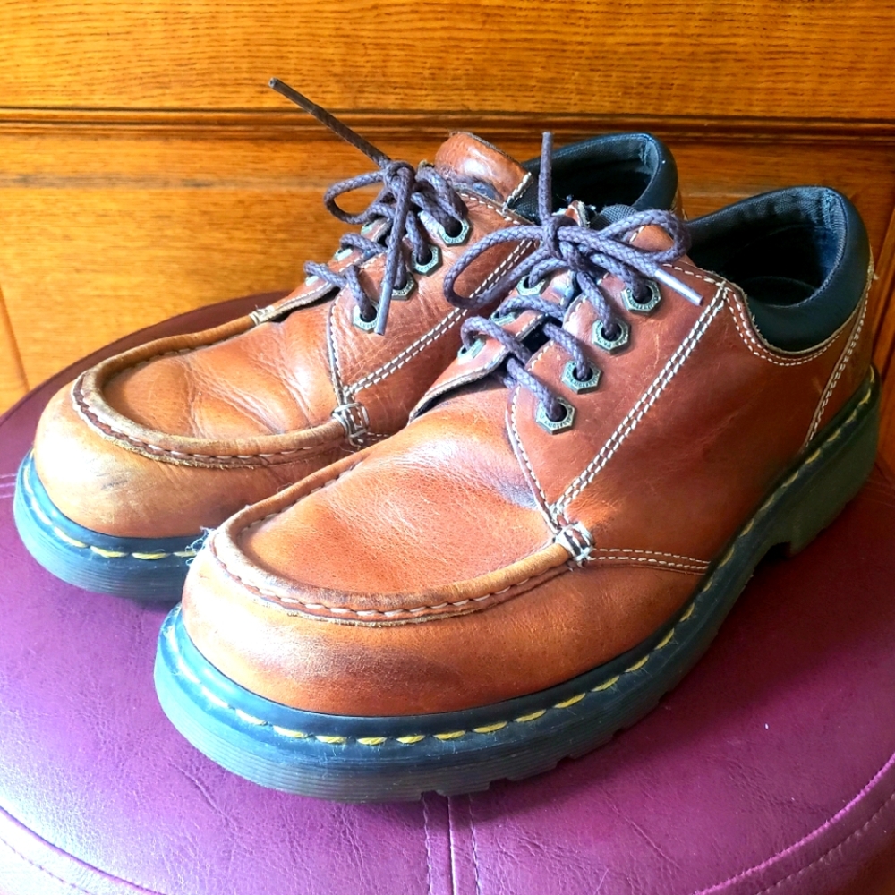 Dr Martens 8a25 shoes, size 9